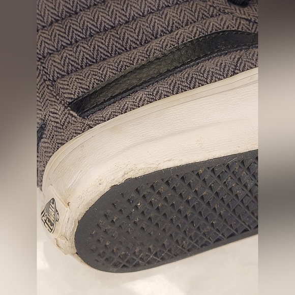 Vans SK8 Hi Gray and Black Herringbone Sneakers - Women's 7.5 /Men's 6 - Picture 8 of 10